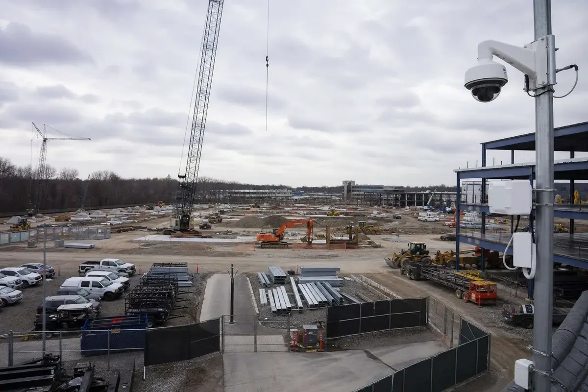 Commercial construction site surveillance covering materials equipment and perimeter areas