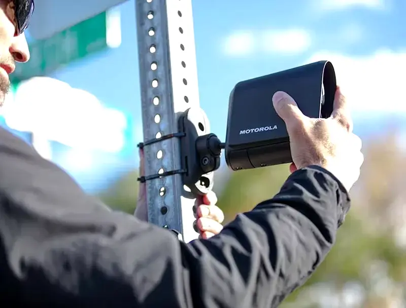 Approved Avigilon L6Q vehicle-entry application image